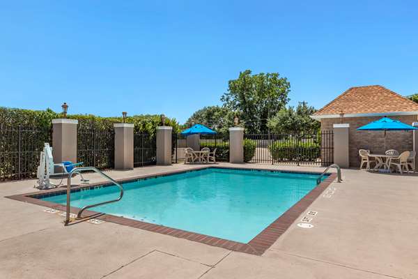 Comfort Suites Waco Near University Area photo 3
