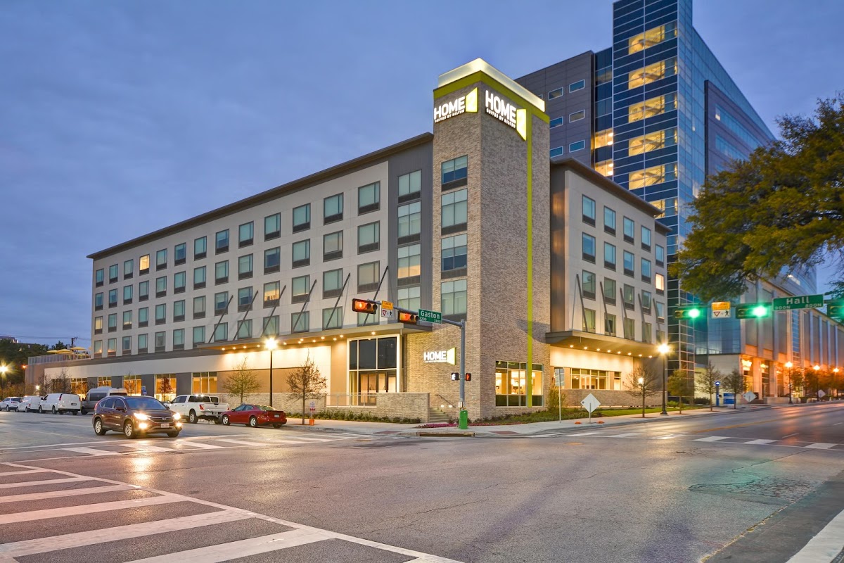 Home2 Suites by Hilton Dallas Downtown at Baylor Scott & White photo 3