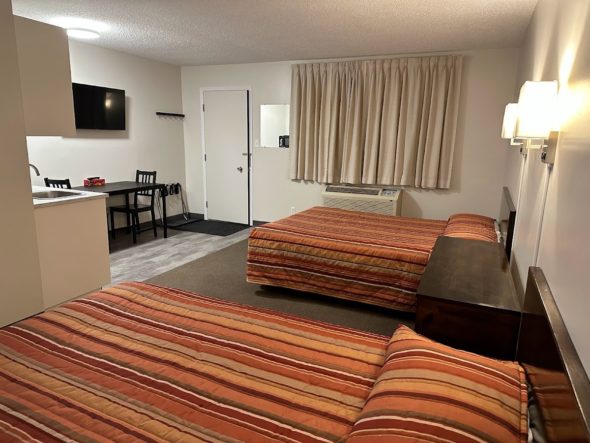 Yellow Quill Motel photo 2