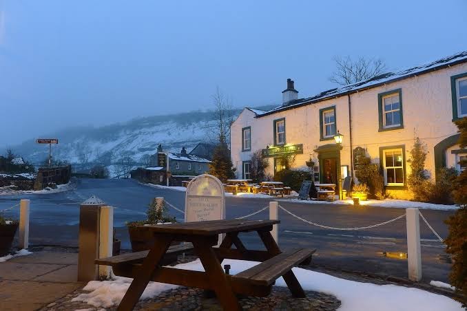 Racehorses Hotel