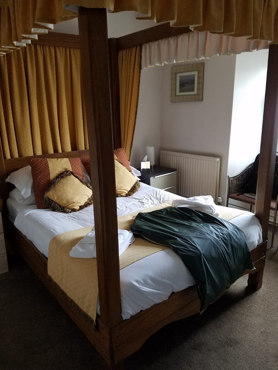 Racehorses Hotel photo 2
