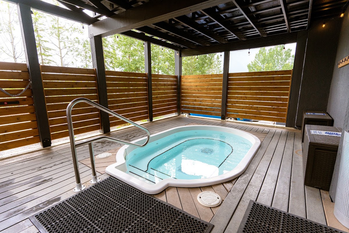 Everwild Canmore - Nordic Spa & Hotel photo 2