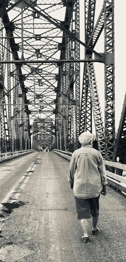 Champ Clark Bridge