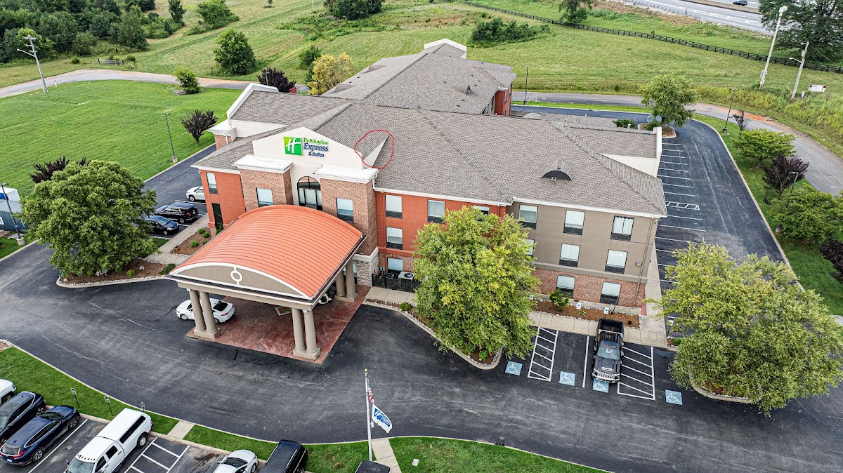 Holiday Inn Express & Suites Franklin by IHG