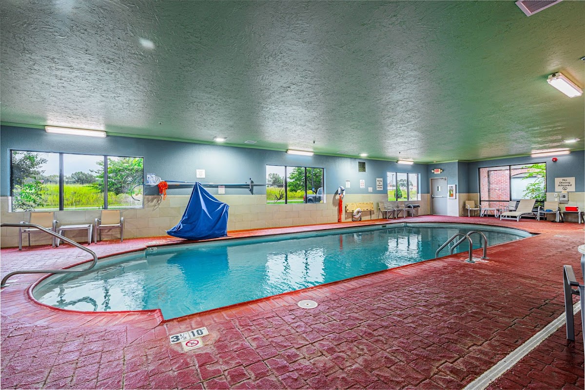 Holiday Inn Express & Suites Franklin by IHG photo 3