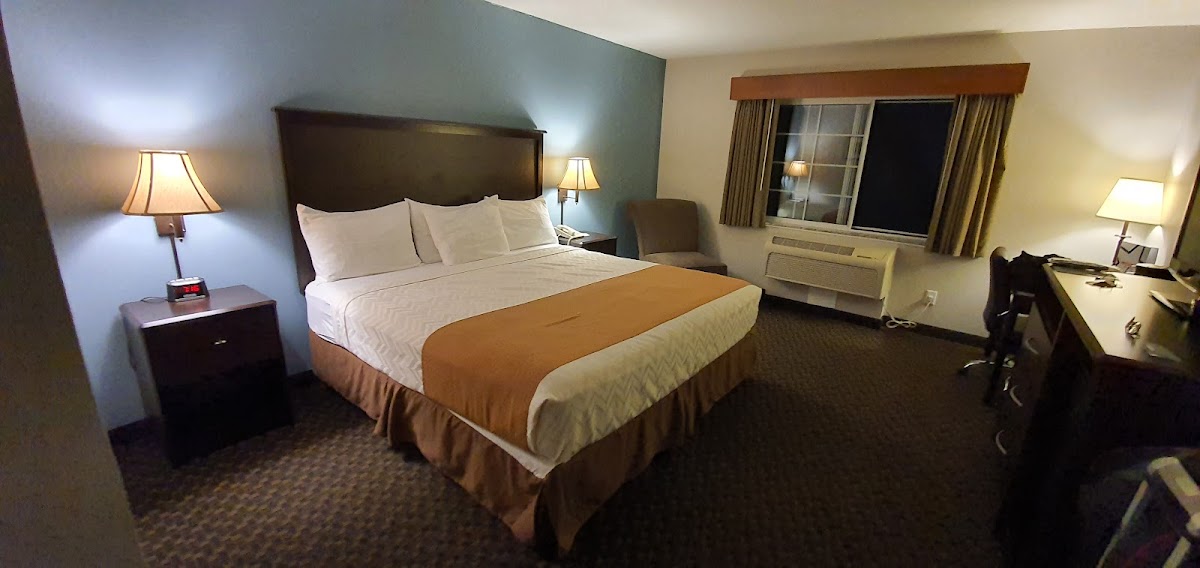 AmericInn by Wyndham Charlevoix photo 2
