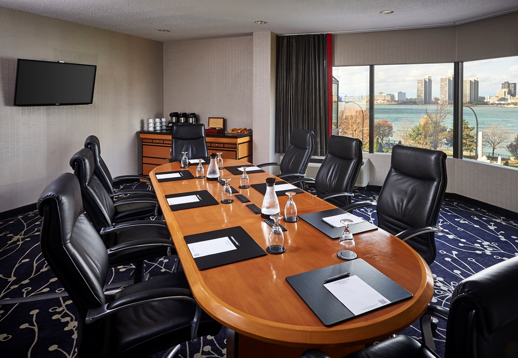 Best Western Plus Waterfront Hotel photo 3