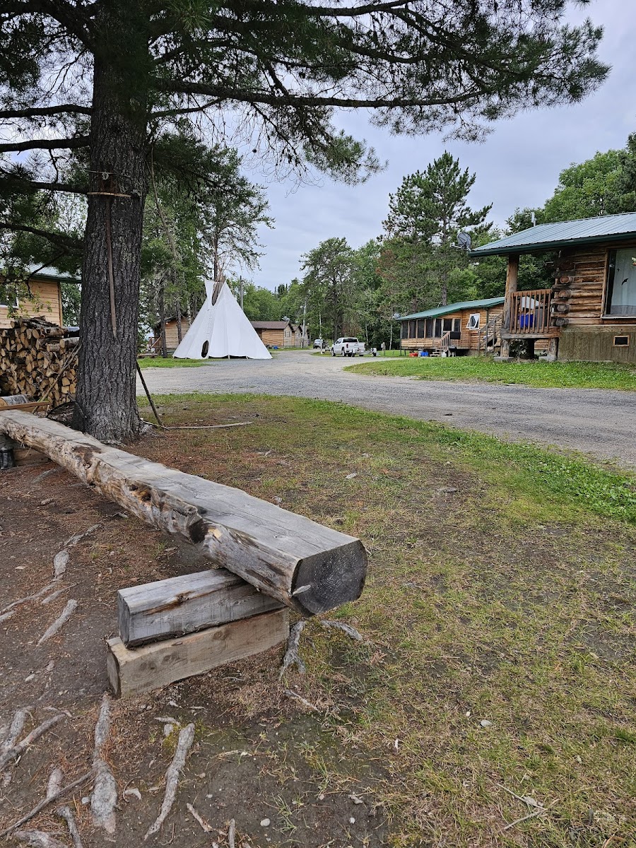 Donnelly's Minnitaki Lodge photo 2