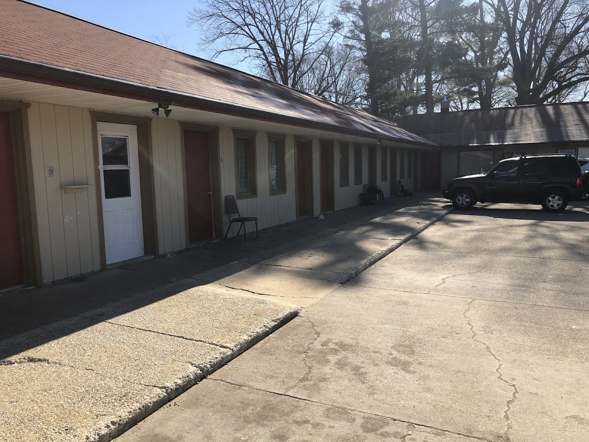 Airline Motel
