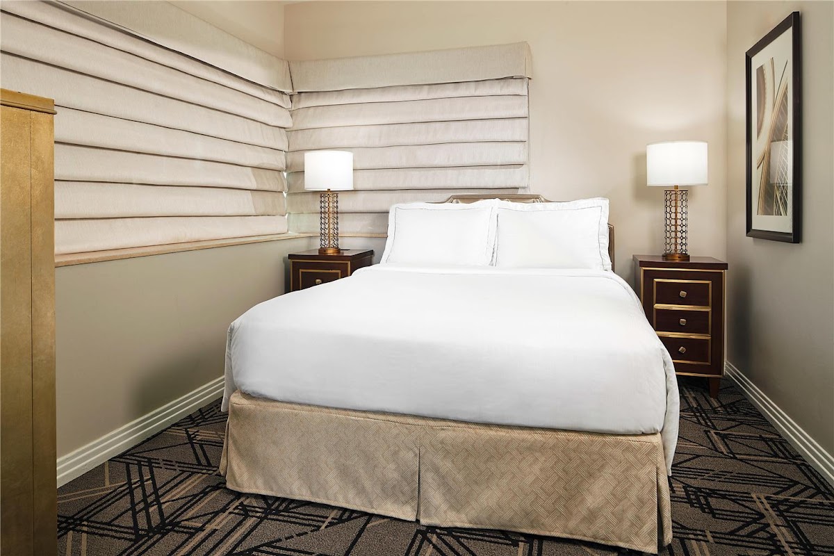 Hilton Grand Vacations Club McAlpin Ocean Plaza Miami photo 2