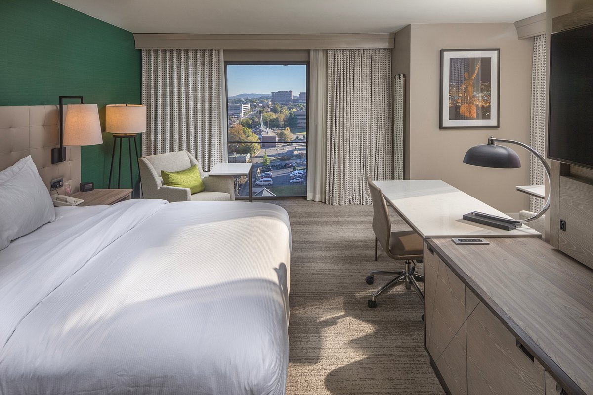 SpringHill Suites by Marriott Corona Riverside photo 2