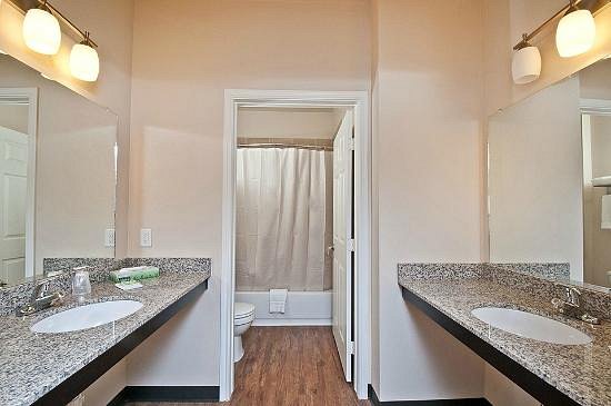 Dilley Motor Inn photo 3