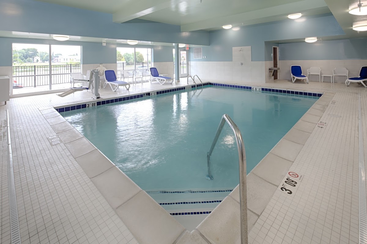 Holiday Inn Express & Suites Alpena - Downtown by IHG photo 3