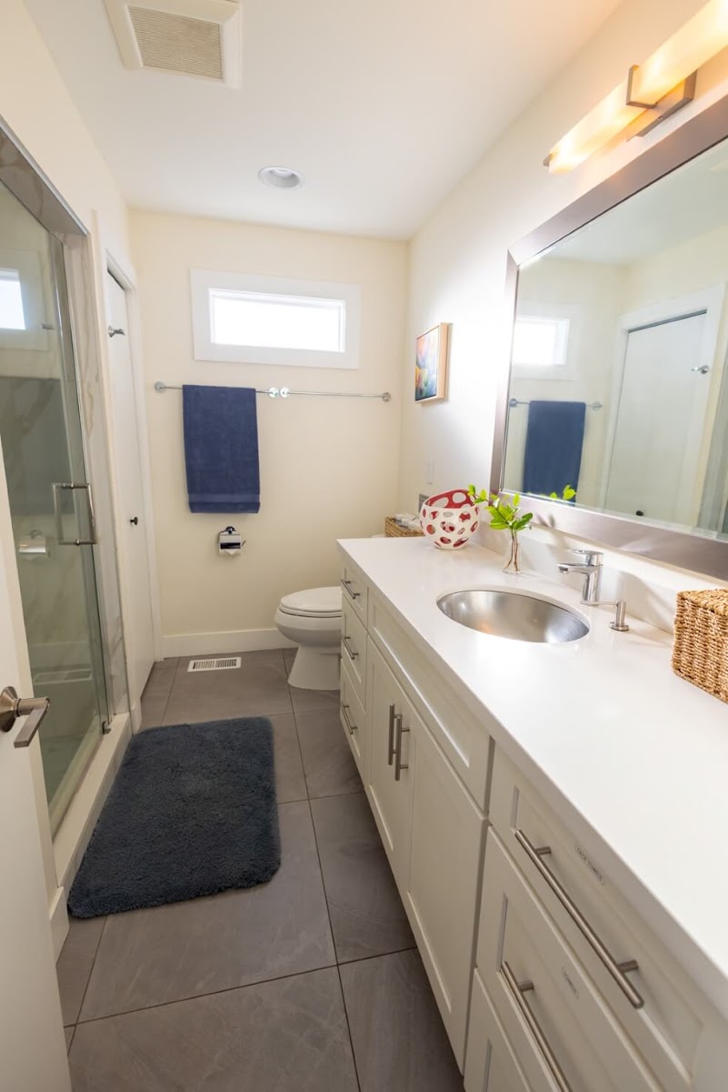 Hood Canal Resort - Walls of Glass Vacation Rental photo 2