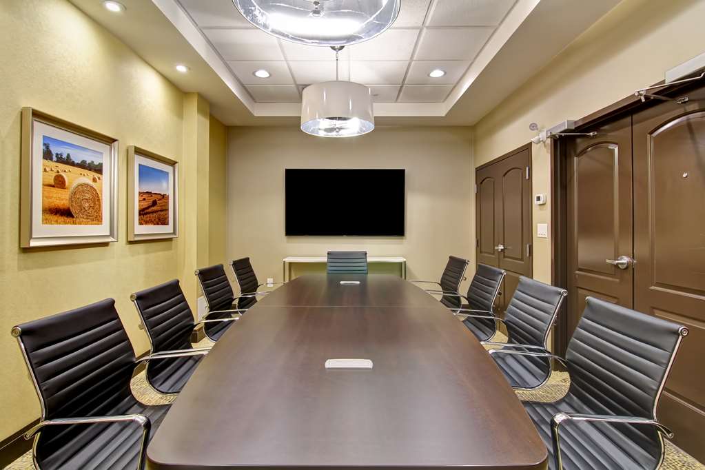 Hampton Inn & Suites by Hilton Saskatoon Airport photo 3