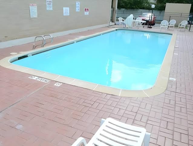 Americas Best Value Inn Houston Hobby Airport photo 3