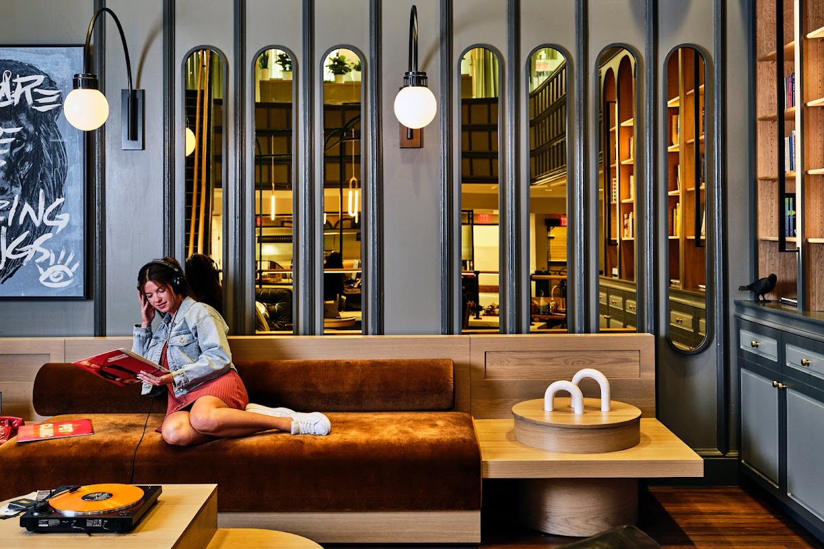 Joinery Hotel Pittsburgh, Curio Collection by Hilton photo 2