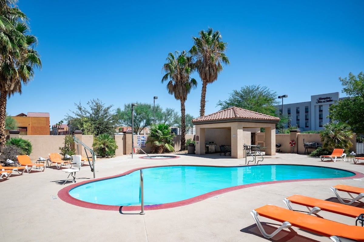 Holiday Inn Express & Suites Barstow-Outlet Center by IHG photo 3