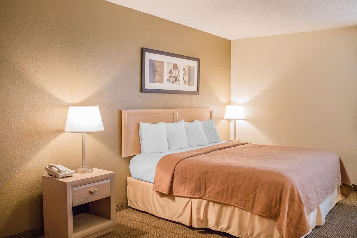 Quality Inn Port Clinton Waterfront photo 2