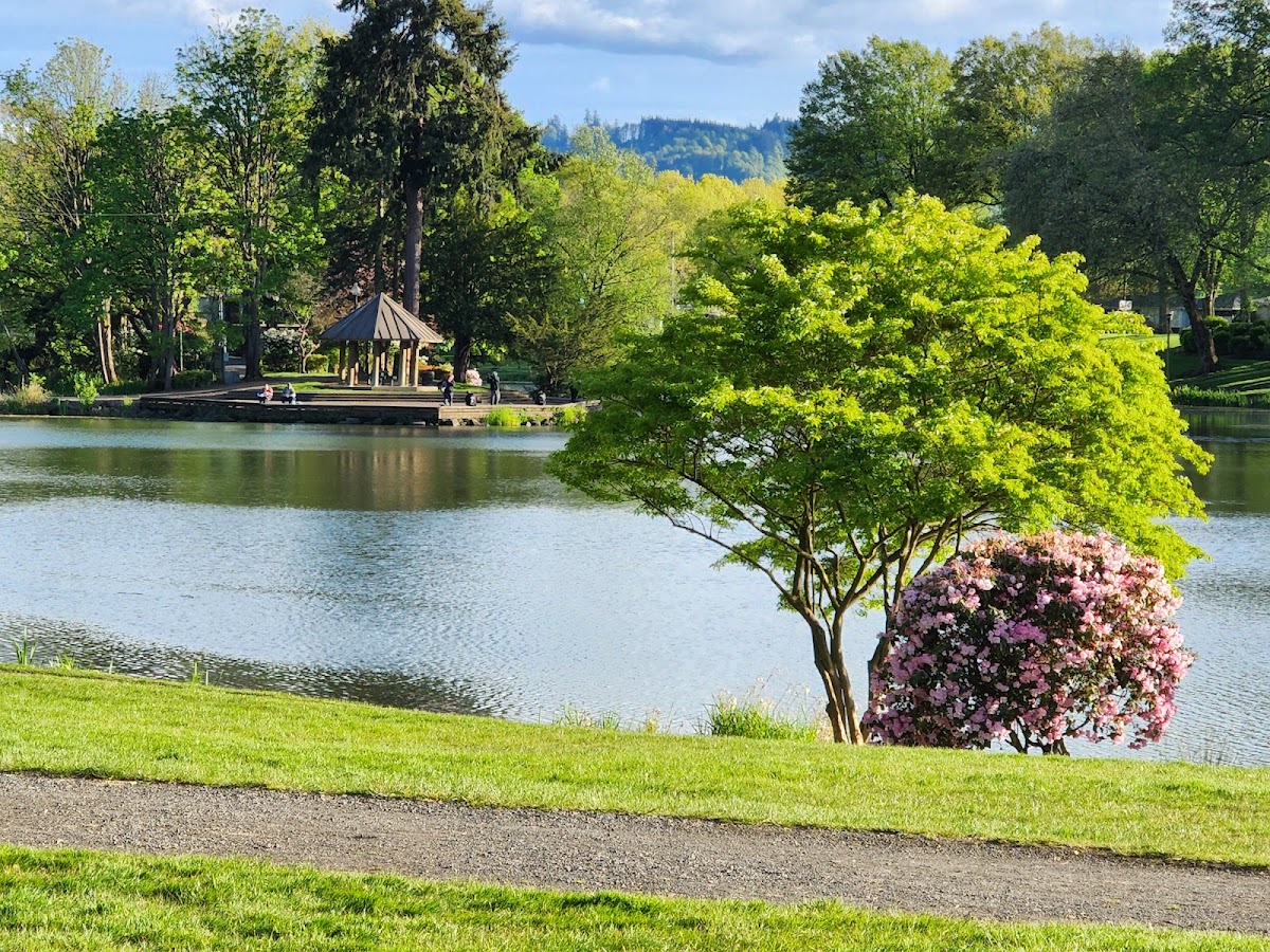 Lake Sacajawea Park
