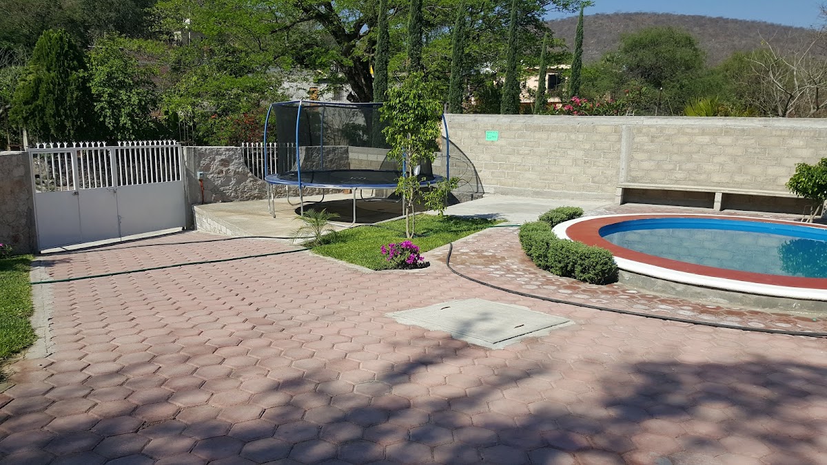 Albercas y Hotel Moy photo 3