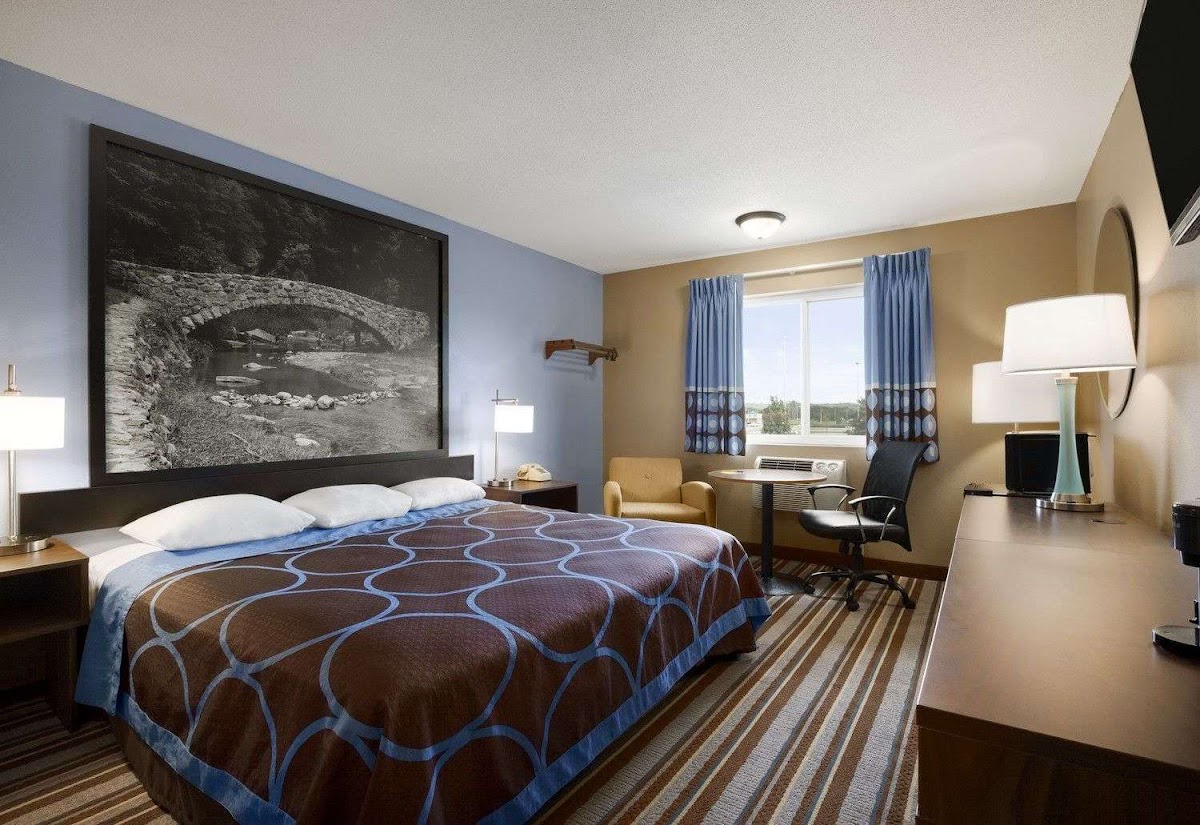 Super 8 by Wyndham Council Bluffs IA Omaha NE Area photo 2