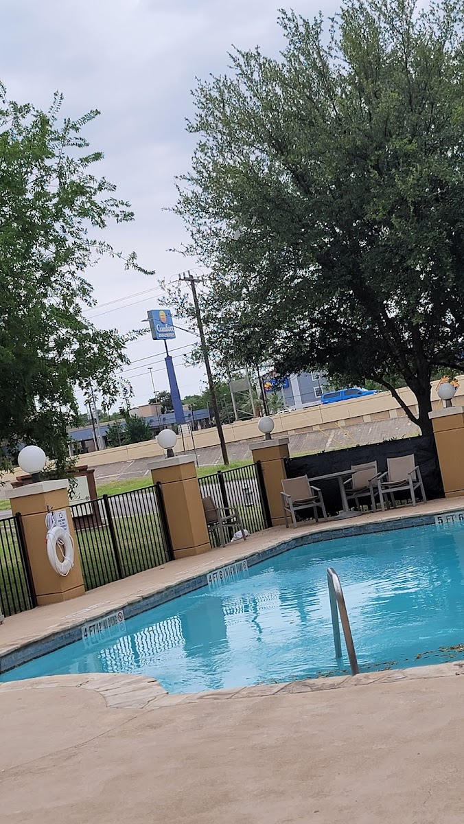 Holiday Inn Express & Suites San Antonio NW-Medical Area by IHG photo 3