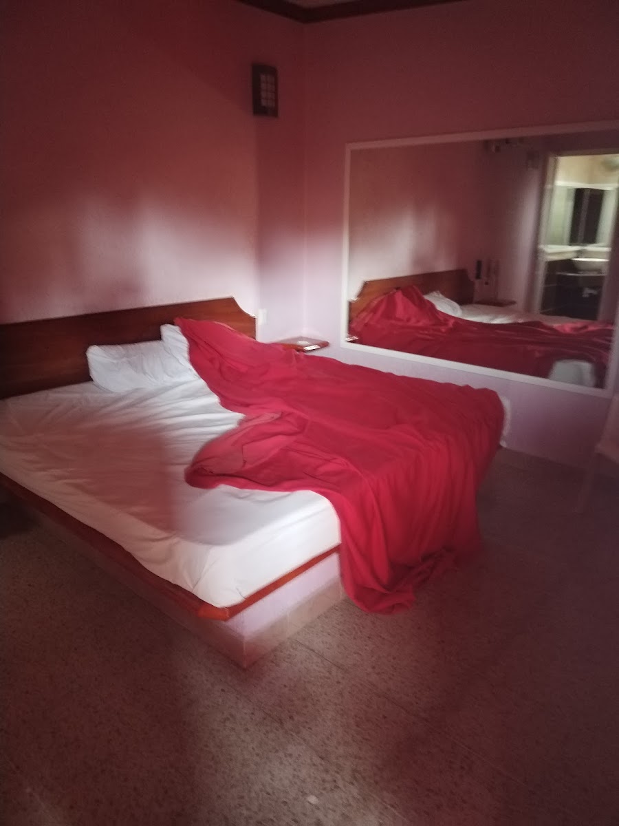 Higuera Motel