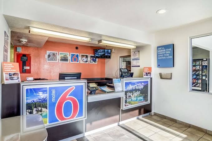 Motel 6 Fort Collins, CO photo 2