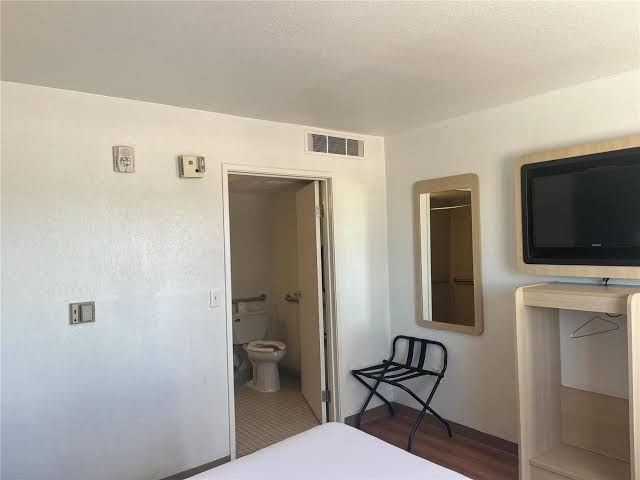 Motel 6 Fort Collins, CO photo 3
