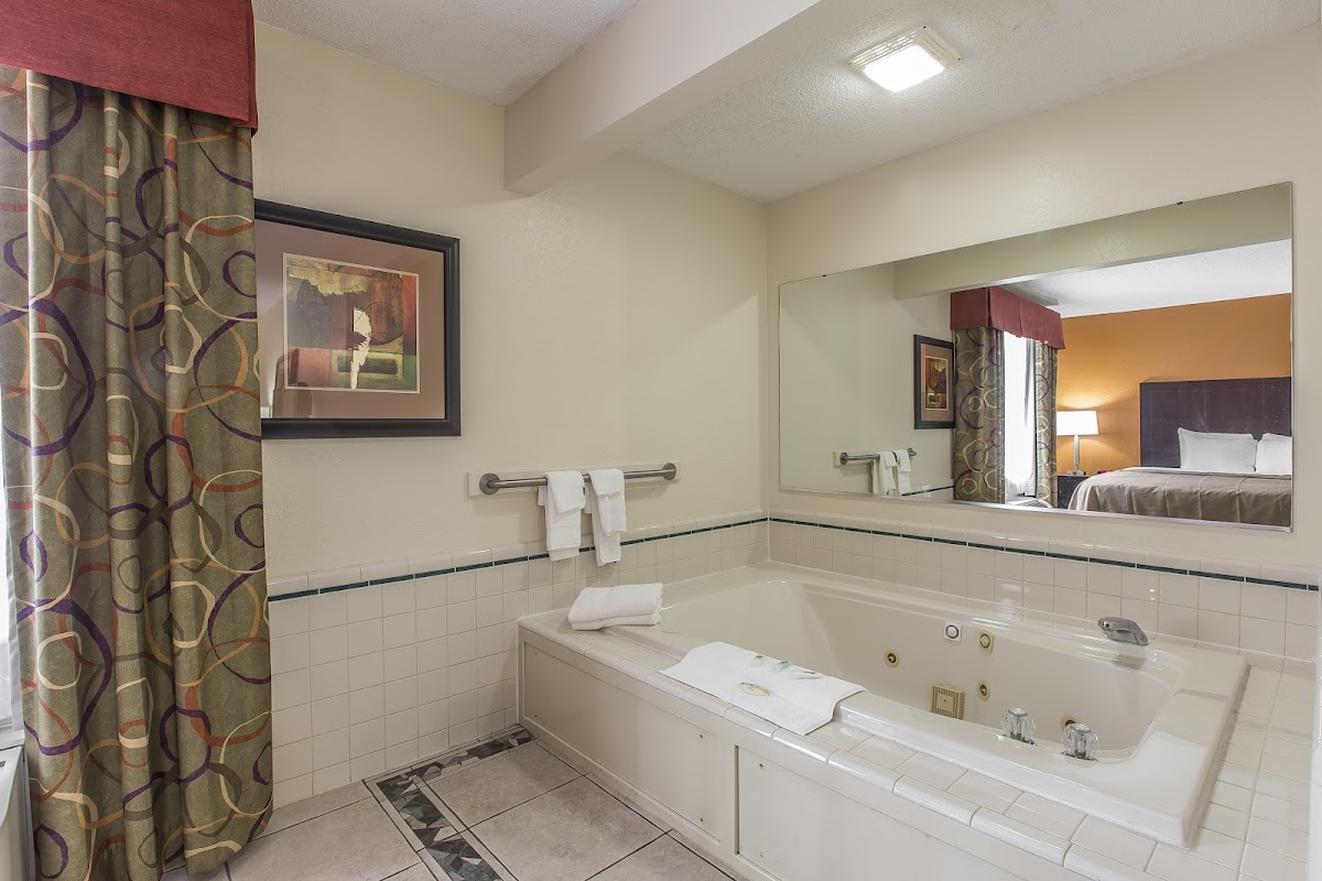 Quality Inn Crossville Near Cumberland Mountain State Park photo 3