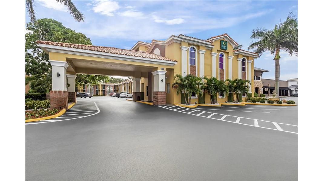 Quality Inn Tampa Airport - Cruise Port photo 3