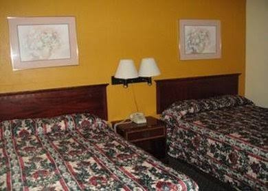 Sugar Creek Inn photo 2