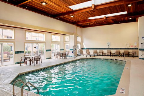 Courtyard by Marriott Lansing photo 3