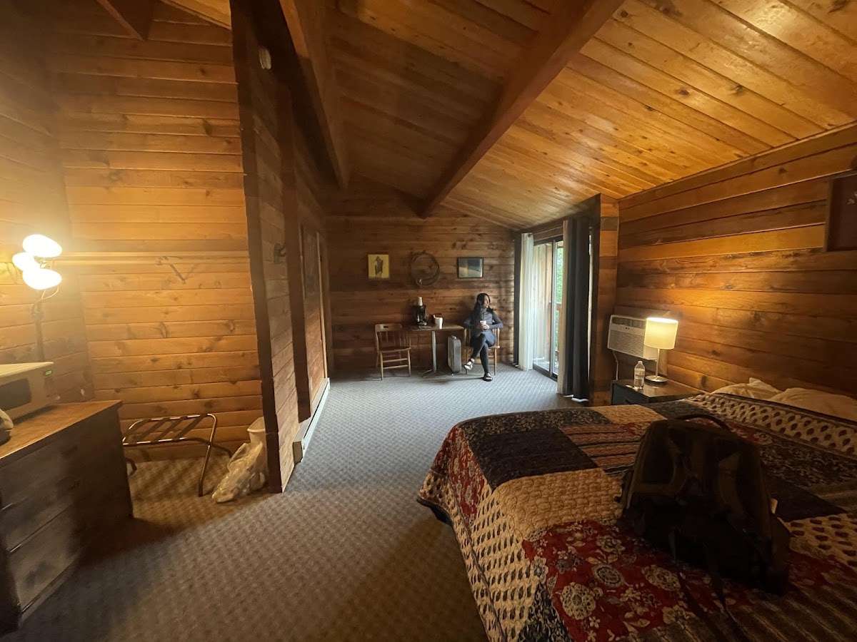 Virginian Resort photo 2