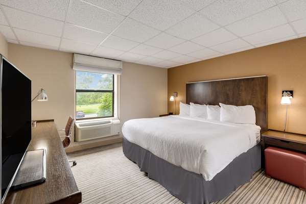 The Crossroads Hotel - Newburgh photo 2