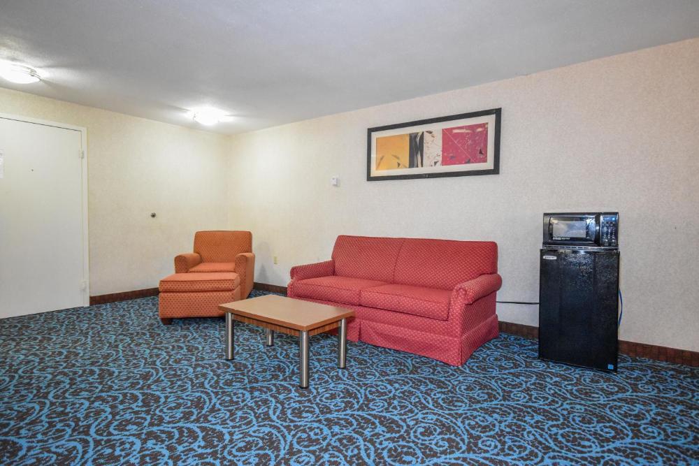Charles River Motel photo 3