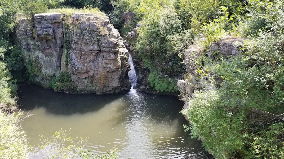 Red Rock Falls County Park