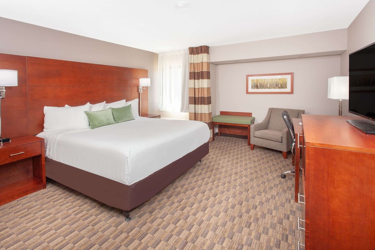 Wyndham Garden Fort Wayne photo 2