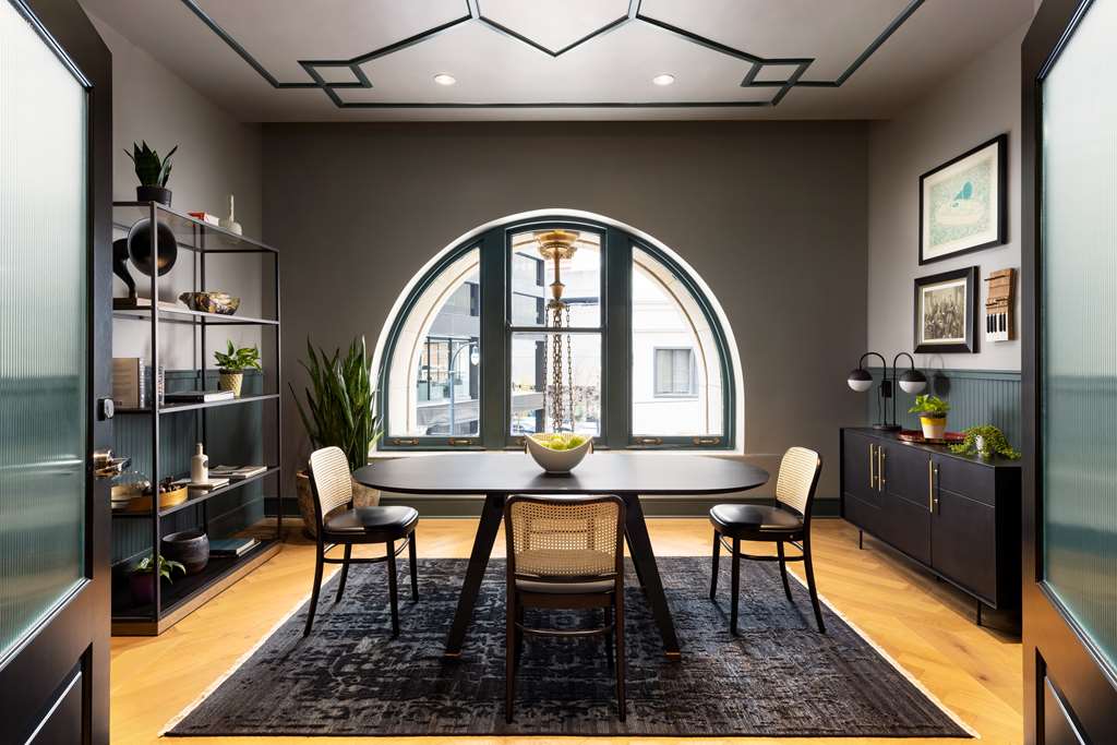 The Candler Hotel Atlanta, Curio Collection by Hilton photo 3