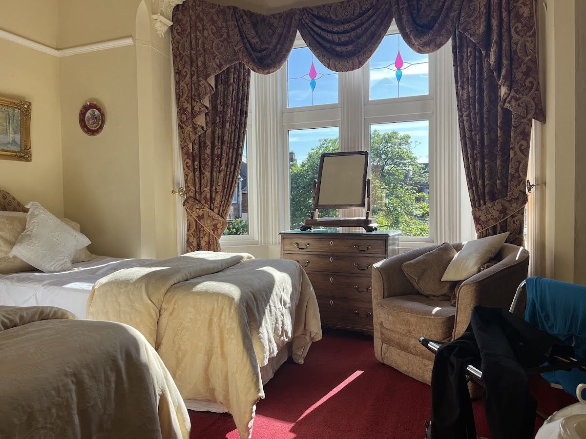 Langleigh Guest House photo 2