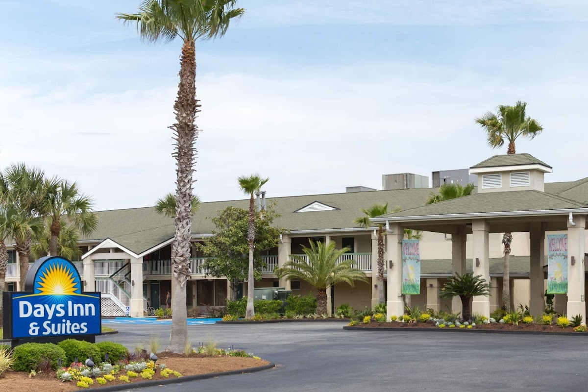 Days Inn & Suites by Wyndham Jekyll Island photo 3