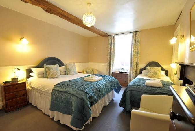 Witney Hotel photo 2
