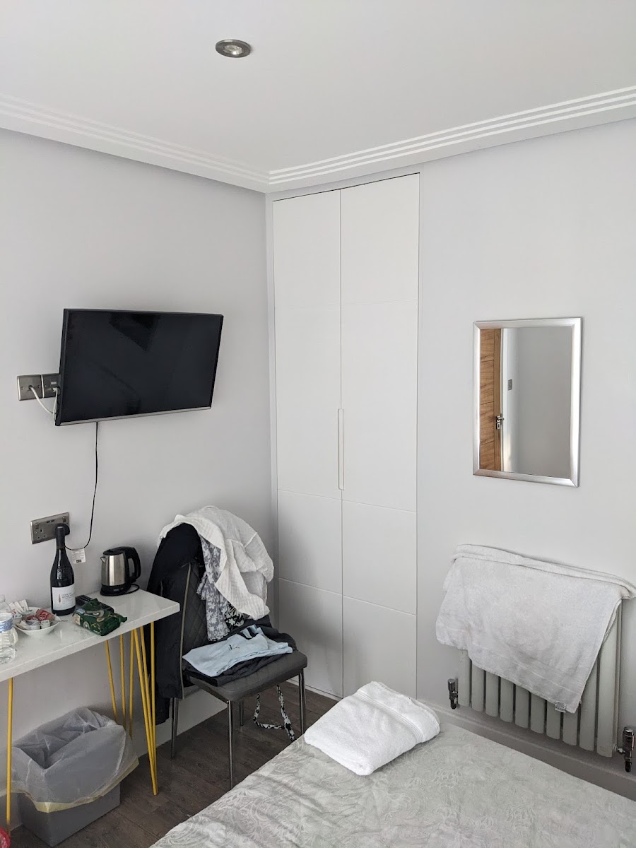 TA & Goldbeaters House photo 2