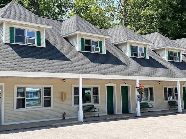 Maple Lane Resort