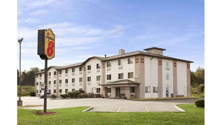 Super 8 by Wyndham Johnstown
