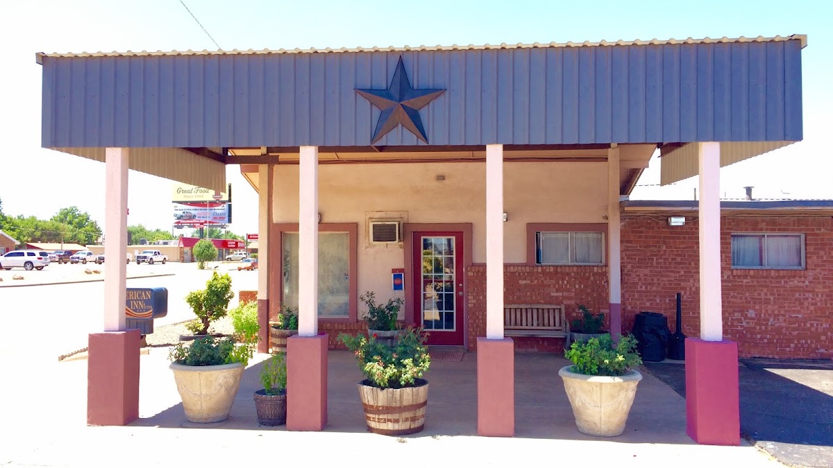American Inn & Suites