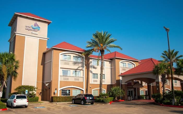 Kemah Edgewater Hotel