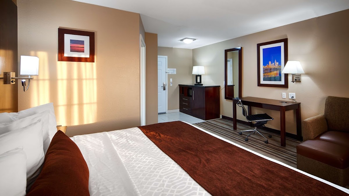 Best Western Plus Crawfordsville Hotel photo 2