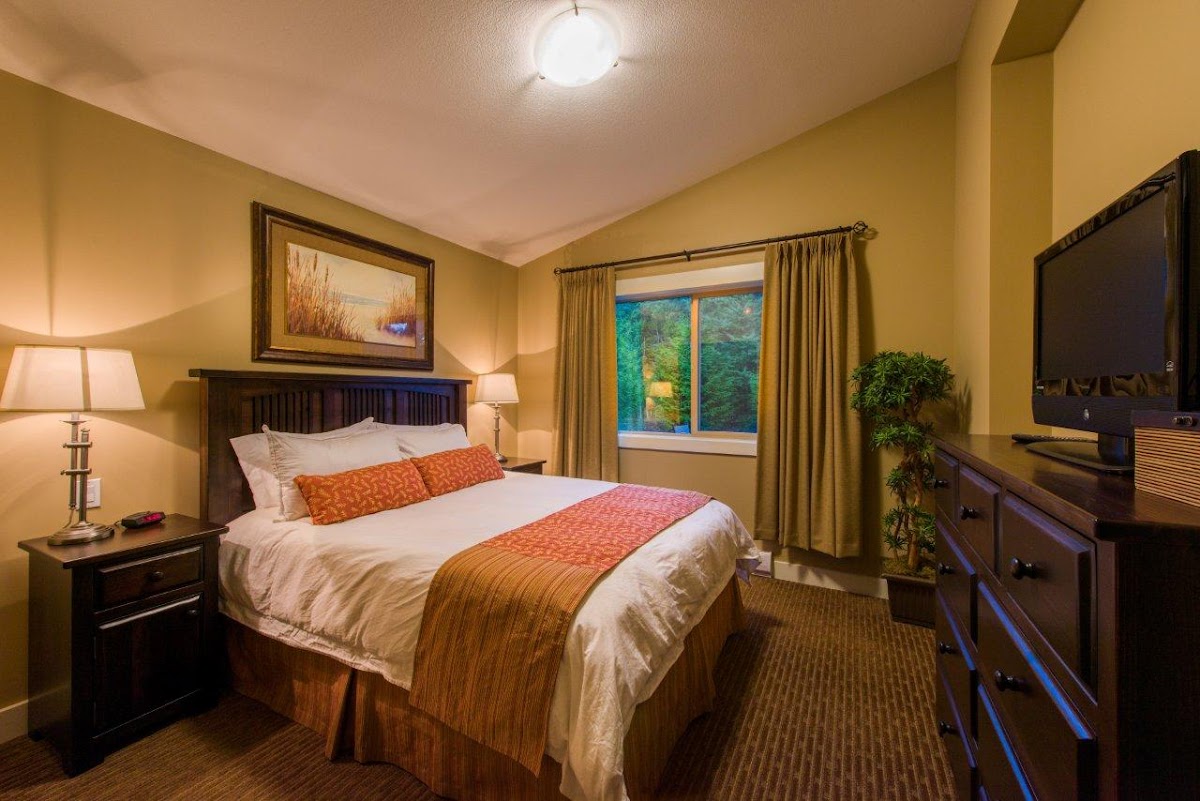 Oceanside Village Resort Parksville photo 2